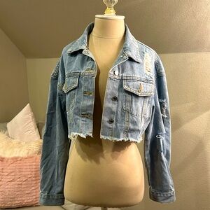 Women’s cropped jean jacket